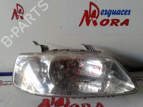 Used Right headlight CHEVROLET AVEO / KALOS Hatchback (T200) 1.4 (83 hp) 12641555