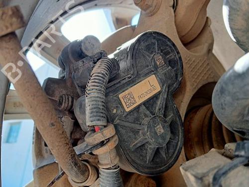 Used Left rear brake caliper LAND ROVER DISCOVERY SPORT (L550) [2014-2025]  16906310
