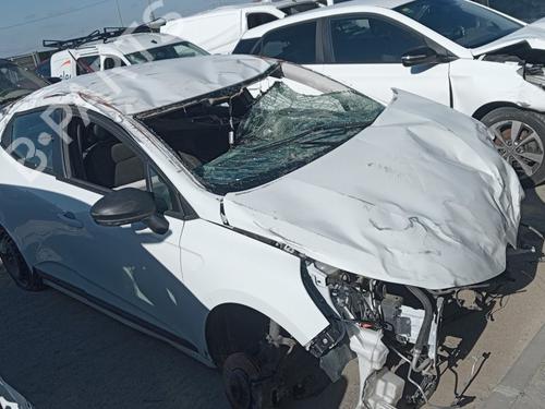 Left tailgate light RENAULT CLIO V (B7_) 1.5 Blue dCi 115 (B7AD) | BP27277237C79