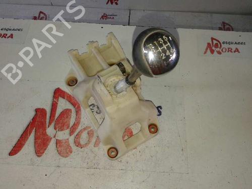 Used Gear lever HYUNDAI ix35 (LM, EL, ELH) [2009-2016]  12657932