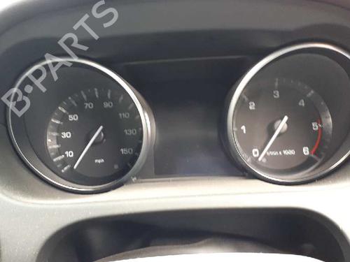 Used Instrument cluster LAND ROVER DISCOVERY SPORT (L550) [2014-2025]  13714146