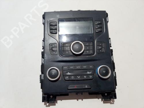 Używane Monitor / Wyświetlacz RENAULT MEGANE IV Hatchback (B9A/M/N_) [2015-2025]  30570753