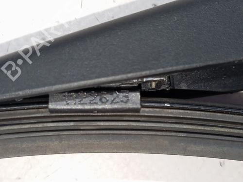 Rear windshield wiper arm BMW 1 (F40) 118 d | BP30374252C144