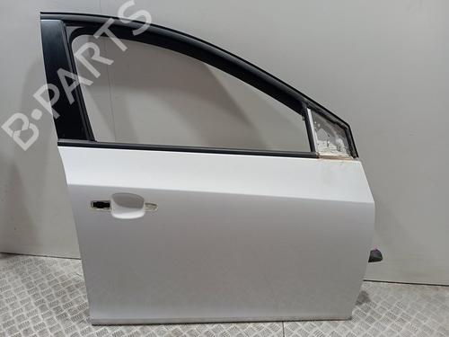 Used Right front door CHEVROLET CRUZE (J300) [2009-2026]  31665436