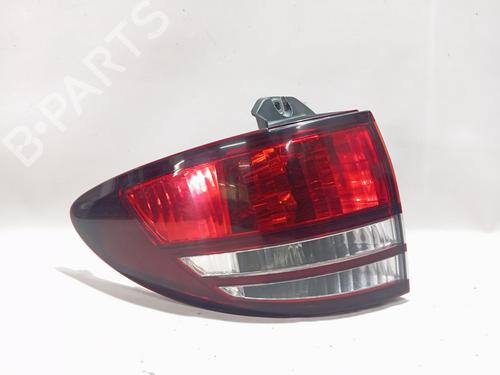 Venstre baglygte TOYOTA PREVIA II (_R3_) 2.0 D-4D (CLR30_, CLR30R) (116 hp) 31176508