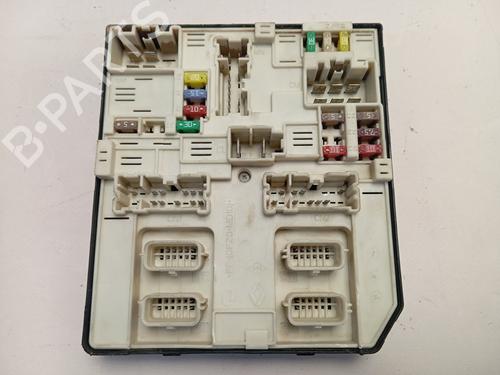 Used Fuse box RENAULT MASTER III Van (FV) 2.3 dCi 100 RWD (FV0B, FV0H, FV0K) (101 hp) 30748122