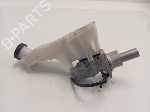 Used Brake master cylinder MERCEDES-BENZ GLA-CLASS (X156) GLA 180 (156.942) (122 hp) 22565605
