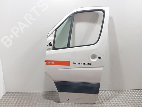 Used Left front door VW CRAFTER 30-35 Bus (2E_) [2006-2016]  25855871