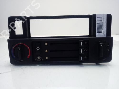 Used Climate control BMW 5 (E34) 520 i 24V (150 hp) 15734726