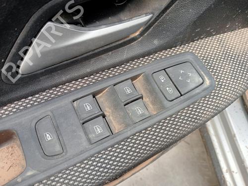 Engine control unit (ECU) DACIA SANDERO III  | BP22704735M57 