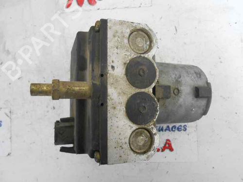 Used ABS pump MERCEDES-BENZ C-CLASS (W202) C 180 (202.018) (122 hp) 12636467