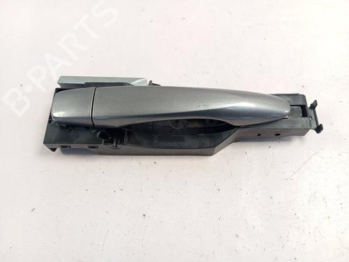 Høyre bak utvendig håndtak NISSAN QASHQAI II SUV (J11, J11_) 1.3 DIG-T (140 hp) 23560184