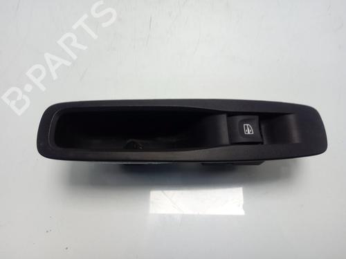 Used Right rear window switch RENAULT MEGANE IV Hatchback (B9A/M/N_) 1.5 dCi 90 (B9A1) (90 hp) 15349963