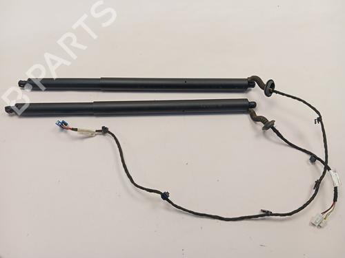 Used Tailgate lift support MERCEDES-BENZ EQB (X243) EQA 350 4-matic (243.712) (292 hp) 28031171