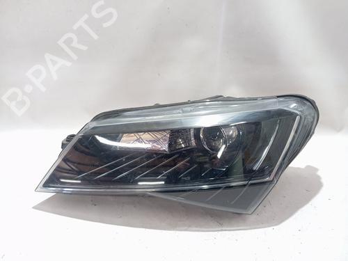 Used Left headlight SKODA SUPERB III (3V3) 2.0 TDI (150 hp) 30913976