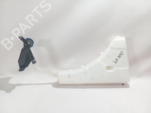 Used Windscreen washer tank Windscreen washer tank BMW X2 (U10) iX2 xDrive 30 (313 hp) 34704268 34704268