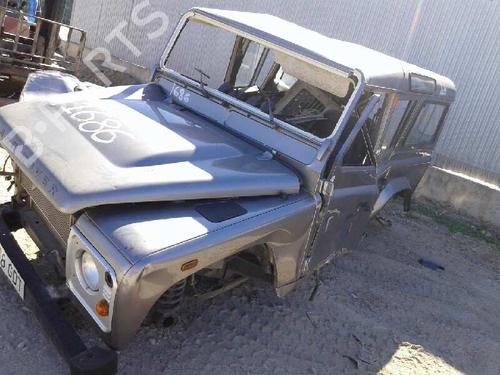 Washer pump LAND ROVER DEFENDER Station Wagon (L316) 2.5 Td5 4x4 (L316) | BP14127866E24 