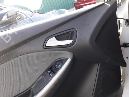 Used Front left interior door handle FORD FOCUS III [2010-2020]  30372795