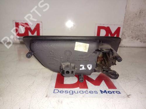 Venstre foran invendig håndtak CHRYSLER STRATUS (JA) [1994-2001]  30370176