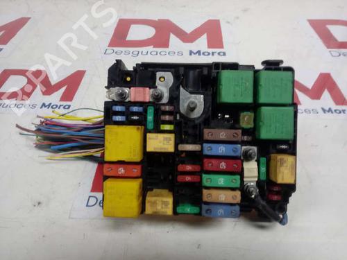 Used Fuse box PEUGEOT EXPERT Van (V_) 1.6 BlueHDi 95 (95 hp) 16577704