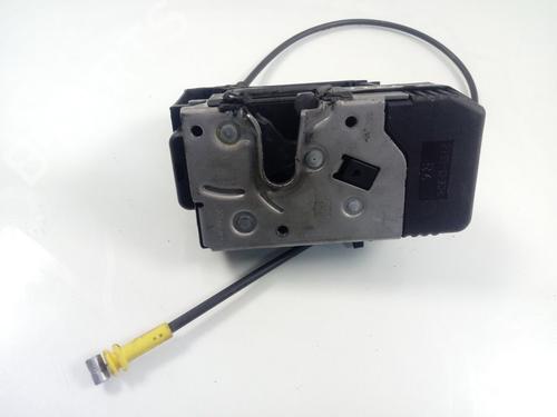 Used Front right lock OPEL VIVARO A Bus (X83) [2001-2015]  17480478