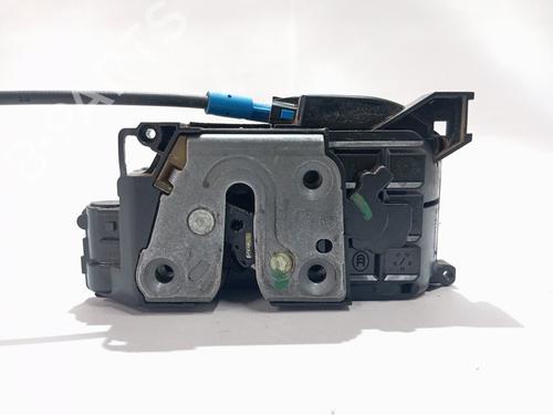 Używane Zamek drzwi przednich prawych RENAULT MEGANE III Grandtour (KZ0/1) [2008-2016]  29630741