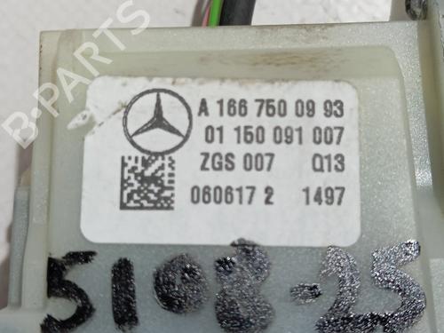 Tailgate handle MERCEDES-BENZ GLA-CLASS (X156) GLA 220 d (156.903) | BP28826260C132 