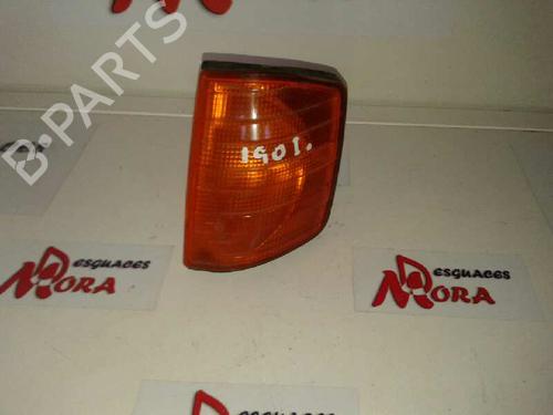 Used Left front indicator MERCEDES-BENZ 190 (W201) [1982-1993]  30370113