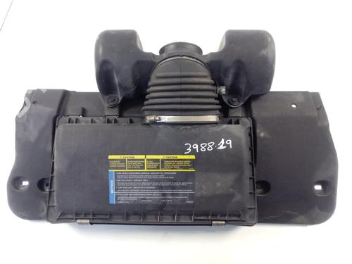 Used Air filter box CHEVROLET CAMARO 3.8 (193 hp) 18258835
