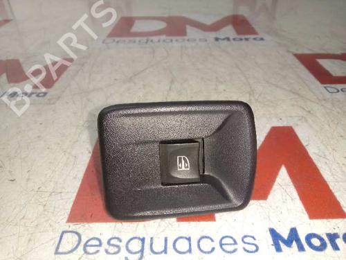 Used Right front window switch DACIA SANDERO II [2012-2025]  30371832