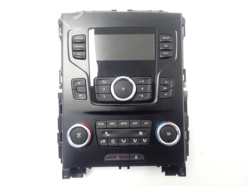 Used Radio RENAULT MEGANE IV Hatchback (B9A/M/N_) 1.5 Blue dCi 95 (B9A2, B9A6) (95 hp) 19101890