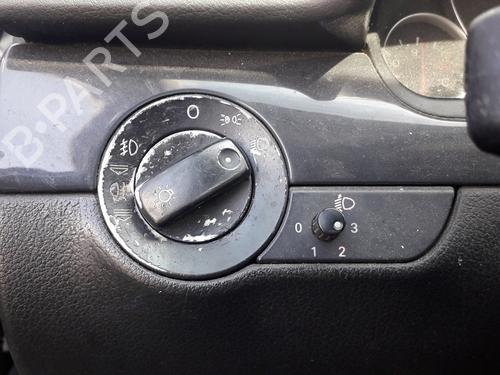 Commande de phare AUDI A4 B6 (8E2) 1.9 TDI (130 hp) 12841593