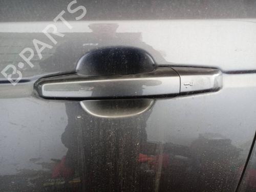 Used Front left exterior door handle LAND ROVER RANGE ROVER SPORT I (L320) [2005-2013]  16539386