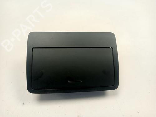 Used Display monitor AUDI Q3 (8UB, 8UG) [2011-2020]  26874277