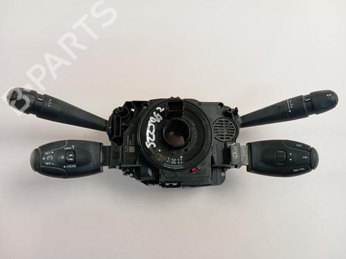 Used Headlight switch Headlight switch 37196911 37196911