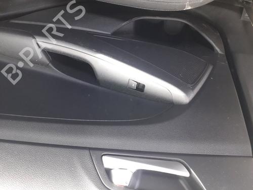 Mando elevalunas trasera derecho HYUNDAI TUCSON (TL, TLE) [2015-2023]  12843120