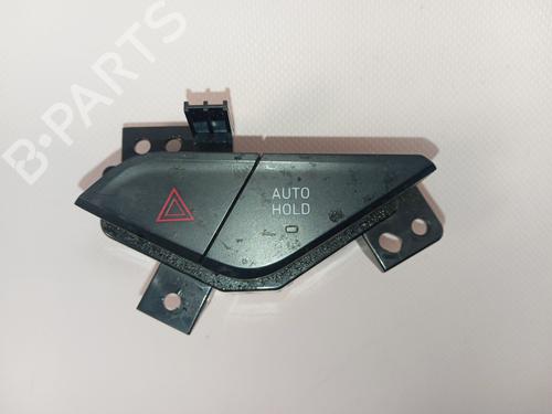 warning-switch-lynk-co-01-2017-35962401 main image