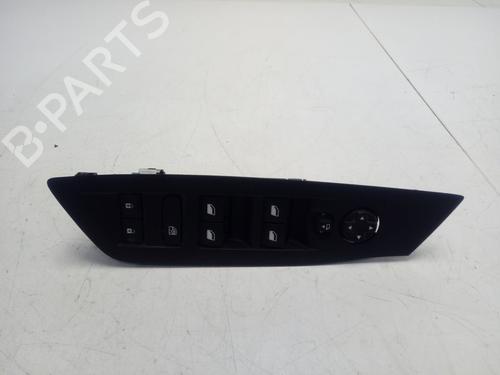 Used Left front window switch PEUGEOT 308 III (FB_, FH_, FP_, F3_, FM_) [2021-2025]  19261383