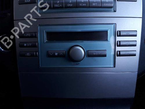 Climate control TOYOTA COROLLA Verso (ZER_, ZZE12_, R1_) | BP12645370I5