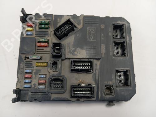 Used Fuse box Fuse box PEUGEOT PARTNER MPV (5_, G_) 1.6 HDi 75 (75 hp) 34522825 34522825