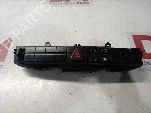 Used Warning switch MERCEDES-BENZ VITO / MIXTO Van (W639) 109 CDI (639.601, 639.603, 639.605) (88 hp) 12653018