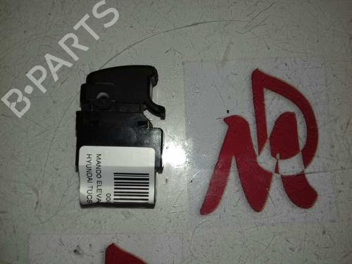 Used Right rear window switch HYUNDAI TUCSON (JM) 2.0 All-wheel Drive (141 hp) 16779069