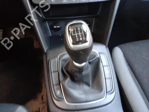 Used Gear lever HYUNDAI KONA (OS, OSE, OSI) [2017-2023]  15691812