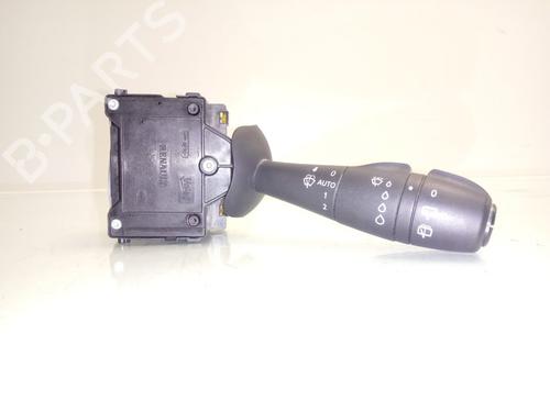 Used Steering column stalk RENAULT CLIO IV (BH_) [2012-2021]  13518487