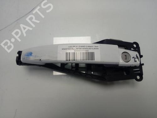 Used Front left exterior door handle OPEL CORSA D (S07) [2006-2015]  15663227