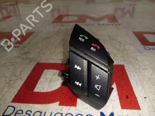 Used Steering wheel controls VOLVO XC90 I (275) D3 / D5 (163 hp) 12840905
