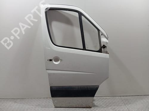 Used Right front door MERCEDES-BENZ SPRINTER 3,5-t Van (B907, B910) 314 CDI (910.631, 910.633) (143 hp) 30752152