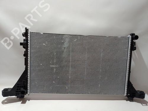 Used Water radiator Water radiator RENAULT MASTER III Van (FV) 2.3 dCi 125 RWD (FV0C, FV0D, FV0H, FV0J, FV0A, FV0K) (125 hp) 40104840 40104840
