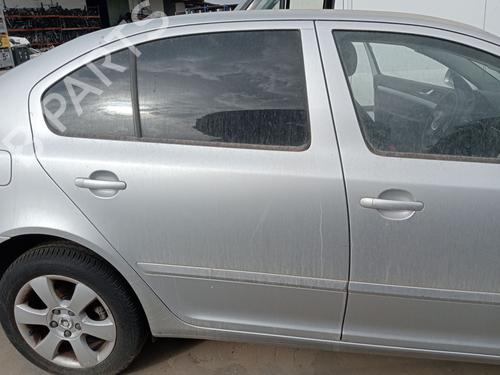 Used Right rear door Right rear door 38951093 38951093