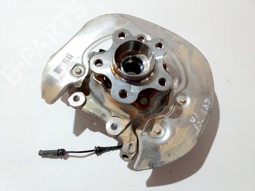 Used Right rear steering knuckle BMW 4 Convertible (G23, G83) 420 d Mild-Hybrid (190 hp) 27882004